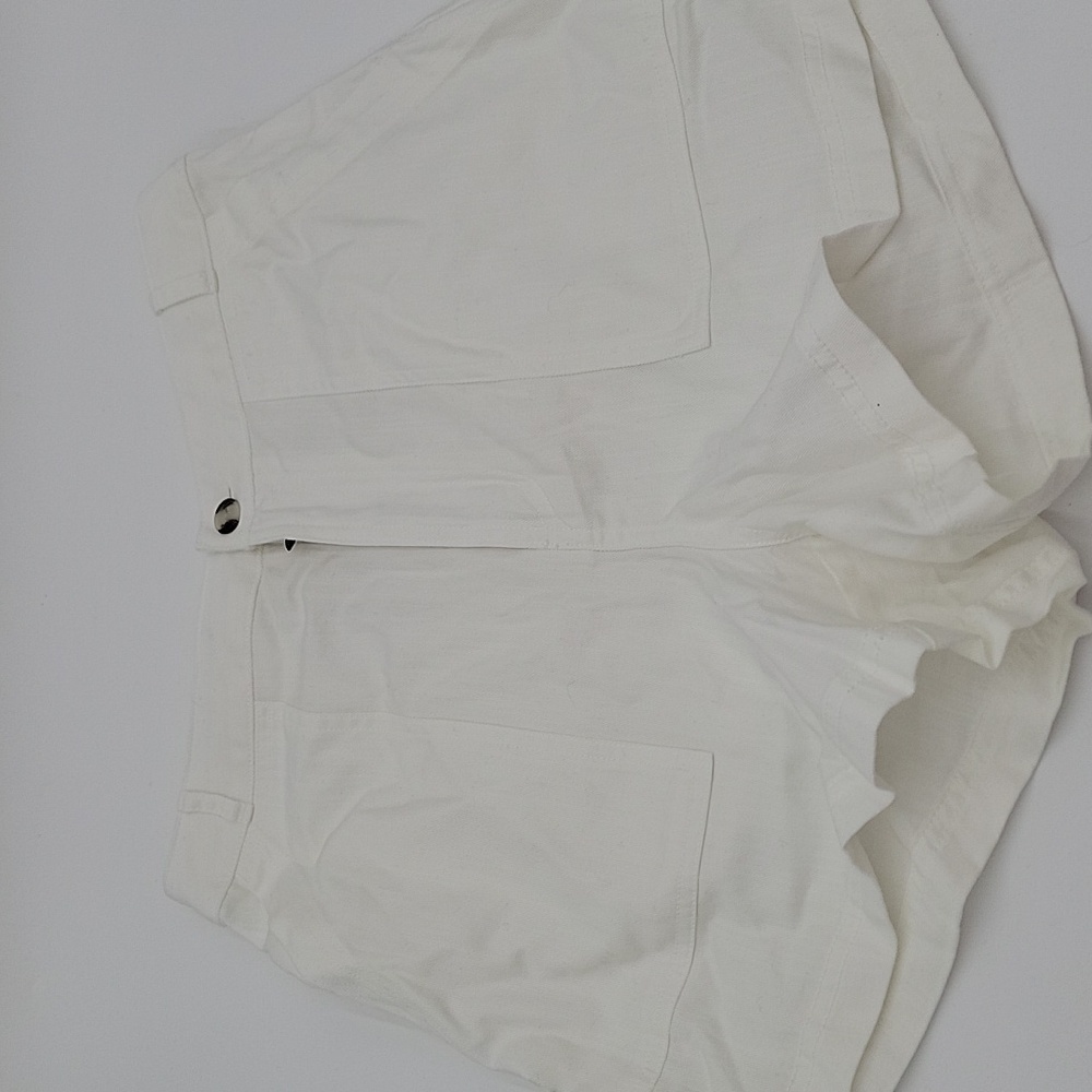 Universal Thread White Cotton Shorts